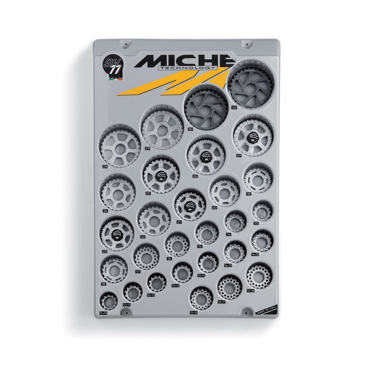 Shimano miche display with 11v sprockets