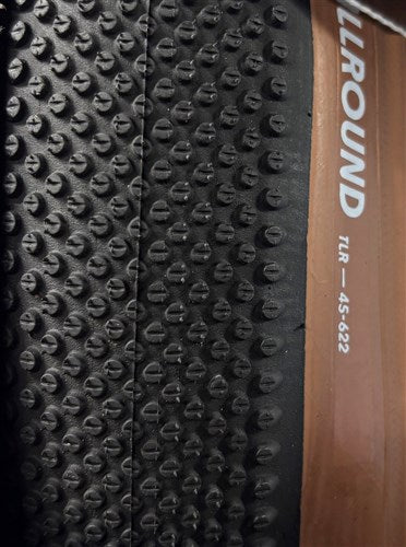 Schwalbe Faltreifen G-One allr. perf 45-622 tlr schwarz bronze