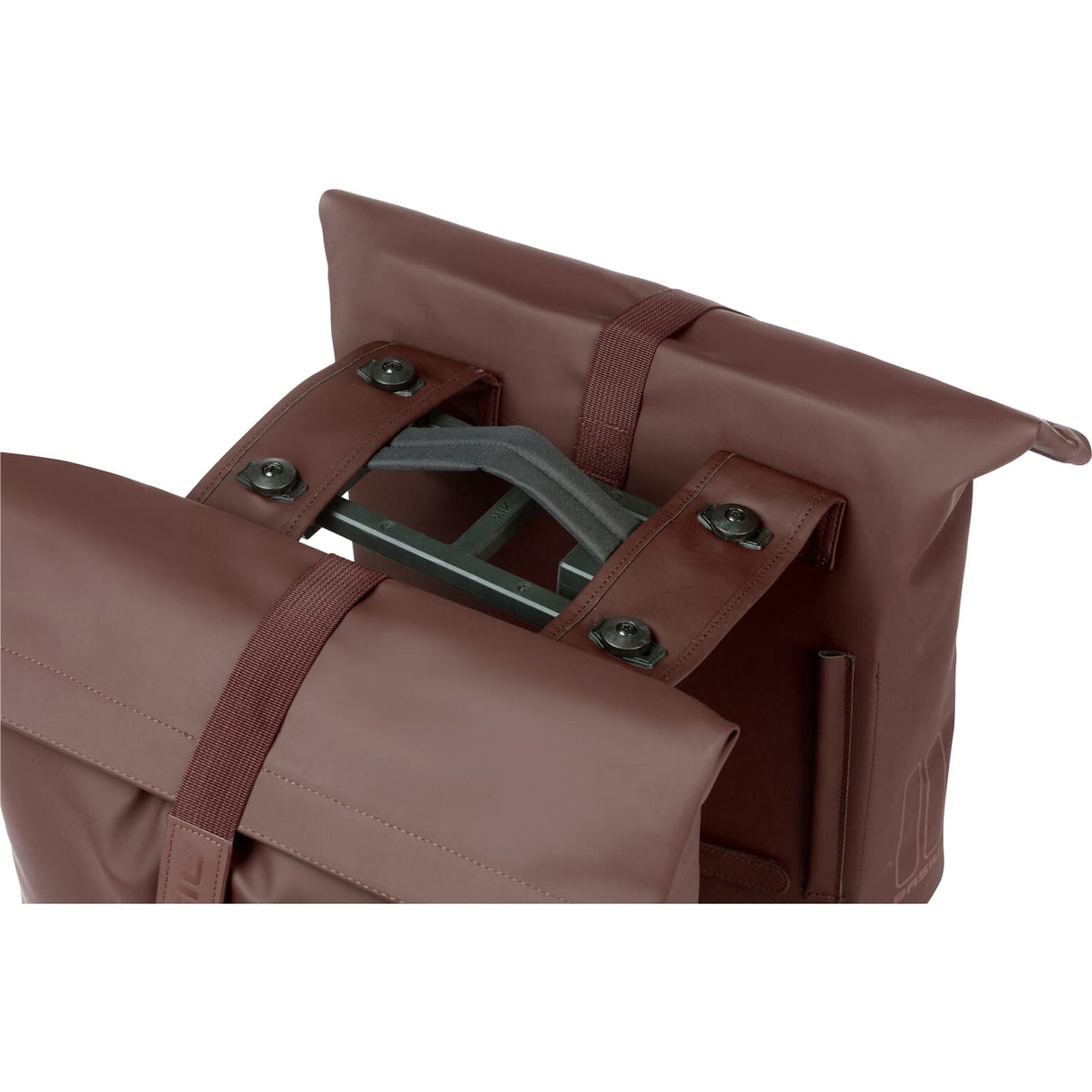 Basil Tas City Dubbel MIK Vegan Leather | Roasted Brown