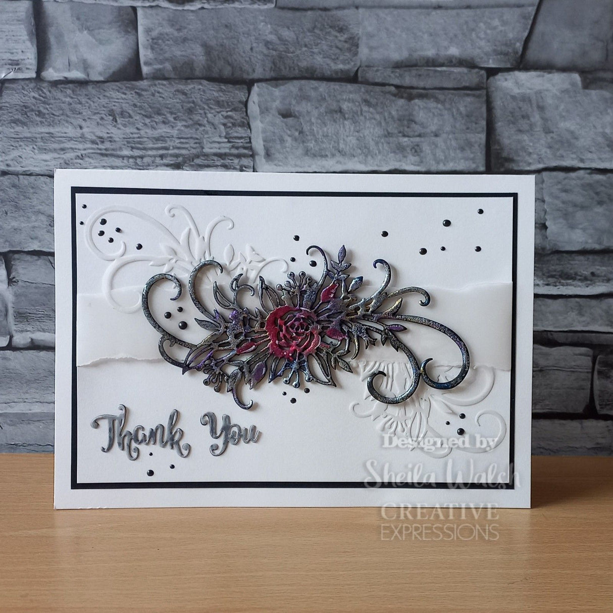 Paper cuts • craft die floral twist