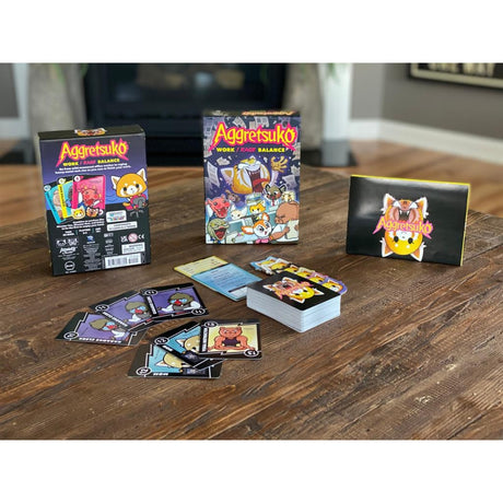 Europäisches Spielernetzwerk Aggretsuko: Work Rage Balance Kartenspiel (englisch, 3 – 6 Spieler, 30 Minuten, ab 10 Jahren)