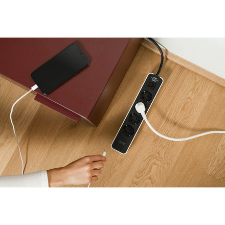 Listwa zasilająca Brennerstuhl ecolor z 2 gniazdami ładowania USB-C | 4-krotny | biały czarny | 1,5 m h05vv-f 3g1,5 - 1153240126