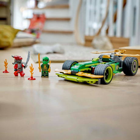 Lego Ninjago 71828 Lloyds ziehen Rennwagen zurück