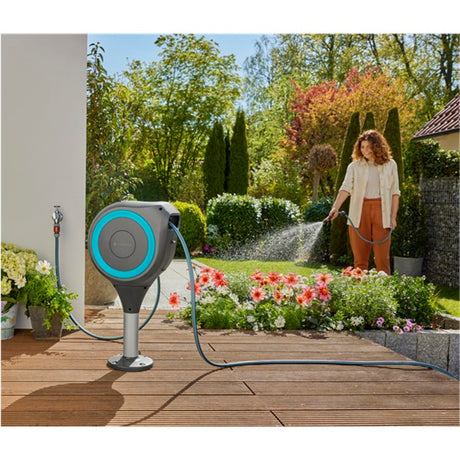 Gardena patio hose reel roll-up S hose reel (grey white, 15 meter, incl. cleaning nozzle)
