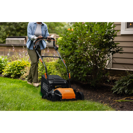 Black+Decker BEOP320-QS 1200w 30cm Scarifier (black orange)