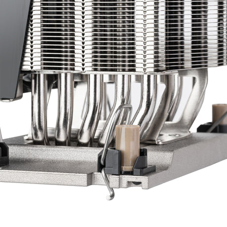 Chladič CPU Silverstone SST-XE04-4677VB (černý, 4kolíkový konektor ventilátoru PWM)