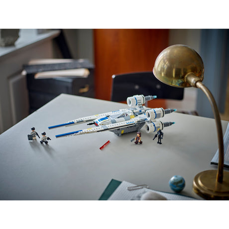 Lego ® star wars: andor™ lázadó u-wing starfighter™ - 75399