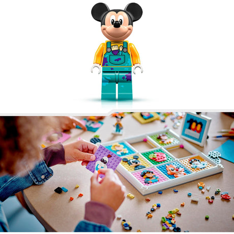 Lego Disney - 100 let Disneyjevih animacijskih figuric igrače za sestavljanje (43221)