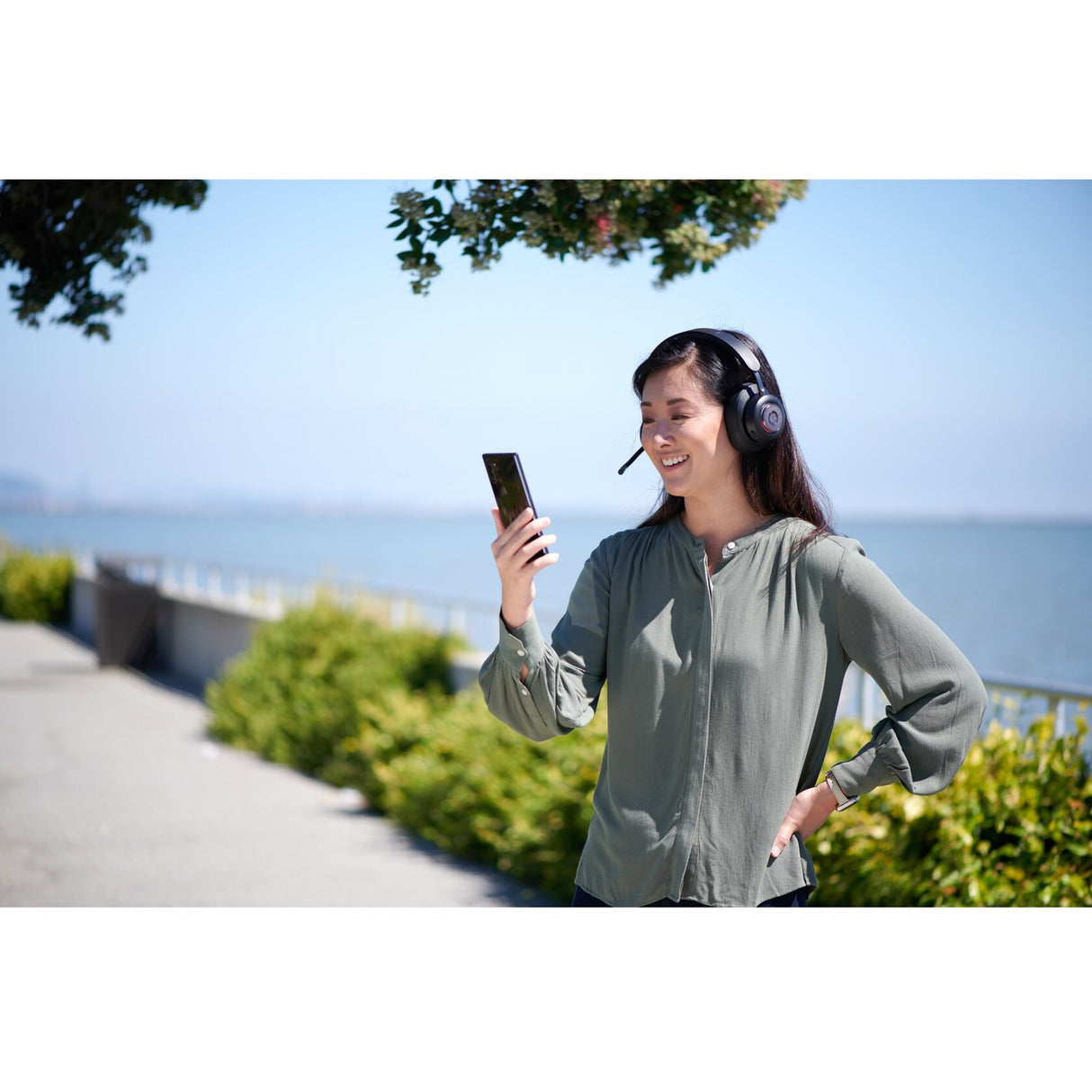 Kensington h3000 Bluetooth Over-Ear Headset (Black, Bluetooth 5.2)