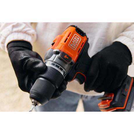Black+decker 18v 2.0ah Hammer Drill (Black Orange, battery and charger included.)