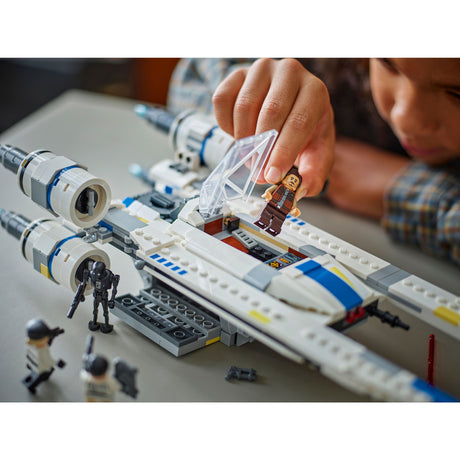 Lego ® star wars: andor™ lázadó u-wing starfighter™ - 75399