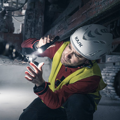 Ledlenser P7R flashlight (black, 2000 lm, 6000-7500K)