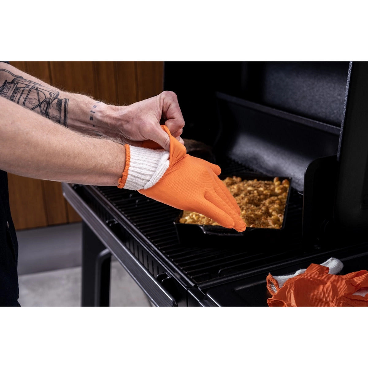 Traeger BBQ Prep Serve Gloves (Orange)