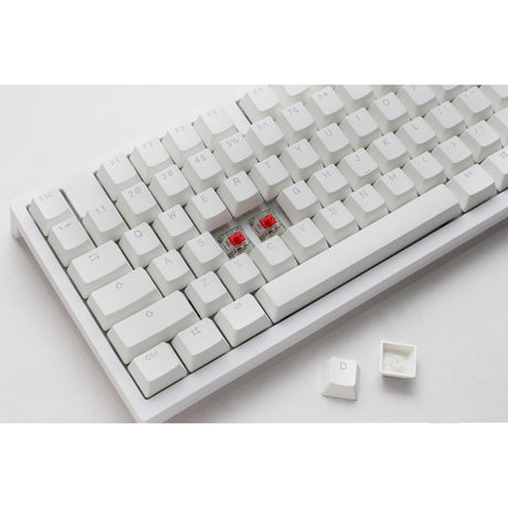 Ducky zero 6108 pure white rgb mechanická herní klávesnice (bílá, us layout (qwerty), cherry mx2a brown, 100%, rgb led, double-shot pbt, hot swap, 2.4ghz | bluetooth | usb-c)