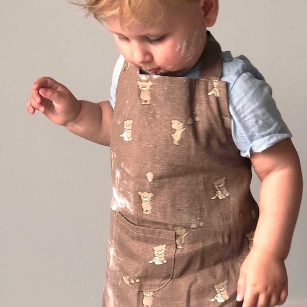 Petú Petú Petú Petú Eve Apron Teddy