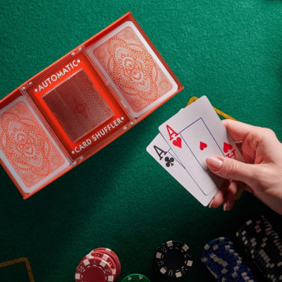 Relaxdays Card Shuffler Battery Operated Red 4 Decks | 6 pieces