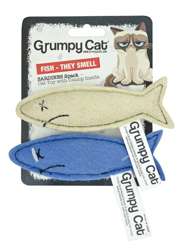 Sardines de chat grincheux avec catnip