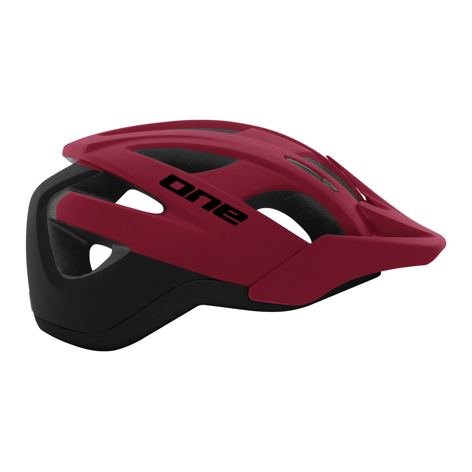 One One Helm Trail Pro S M (55-58) Black Red