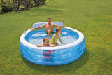 Piscina inflable con banco